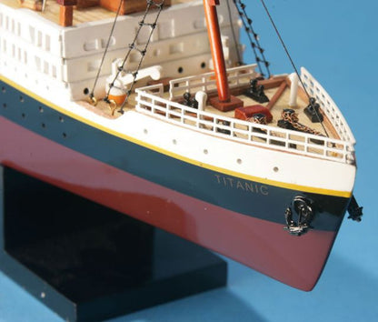 AUTHENTIC MODELS TITANIC Miglior Prezzo