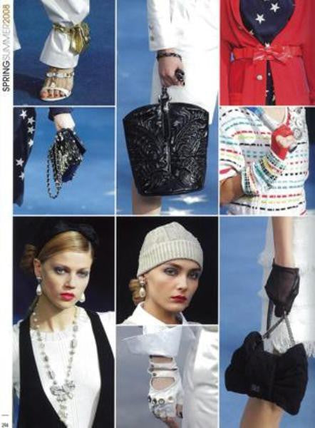 Show Details Monograph - CHANEL 2001-2010 Miglior Prezzo